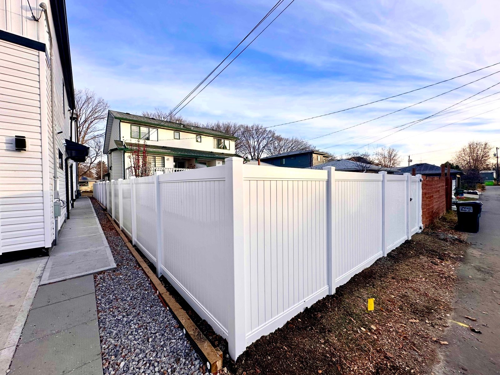 vinyl_fence_edmonton_8